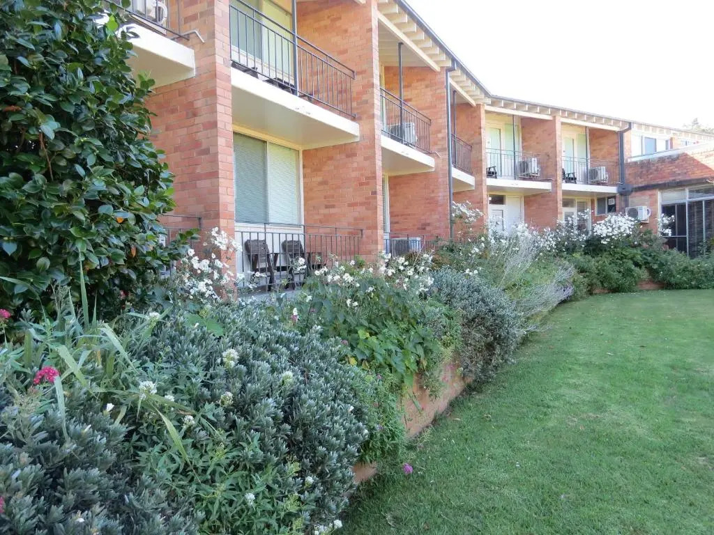 Golfview Lodge