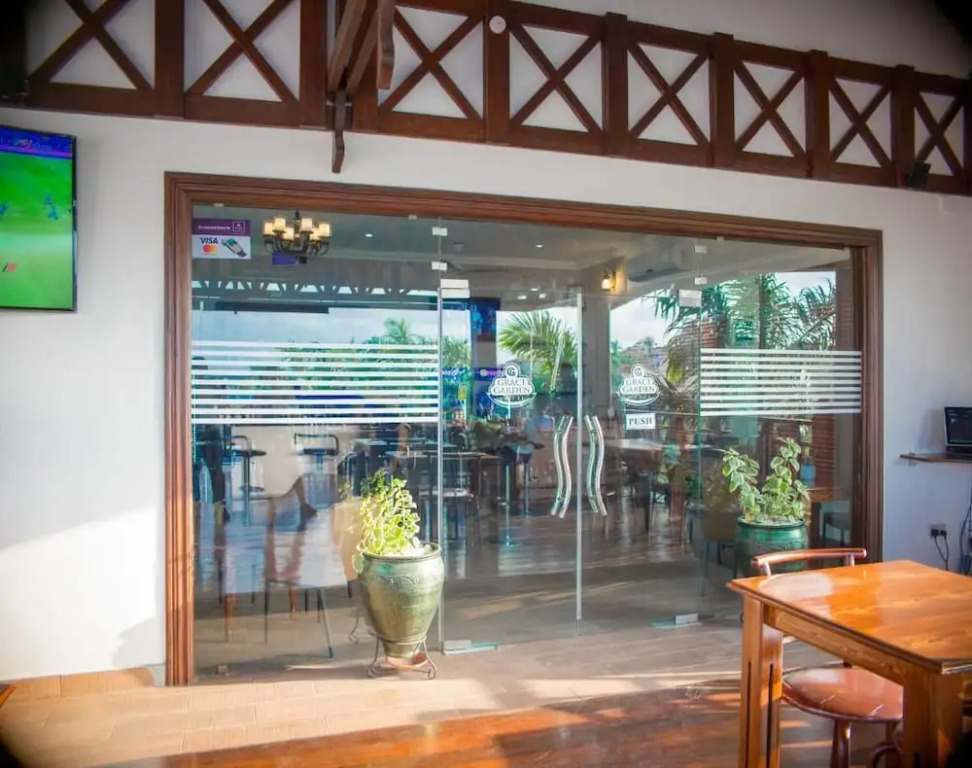 Grace Garden Hotel