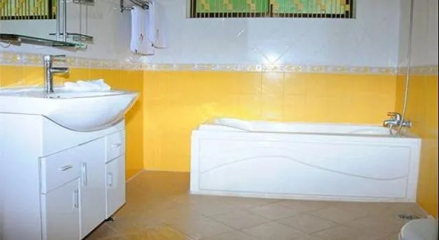 Queen Na Guest House
