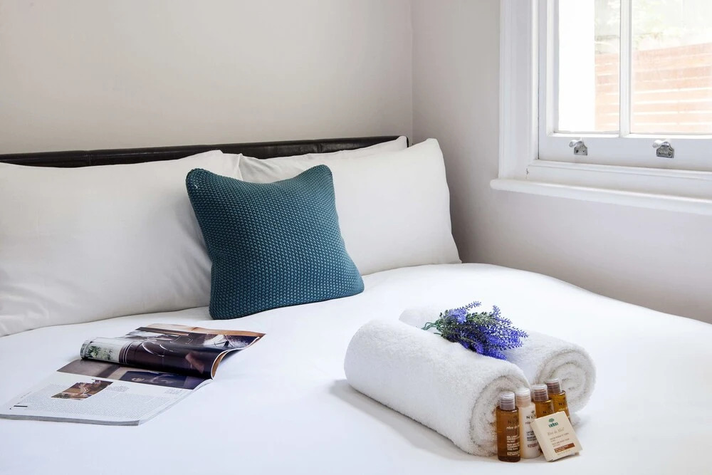 The Eardley Crescent Apartment - BAJ