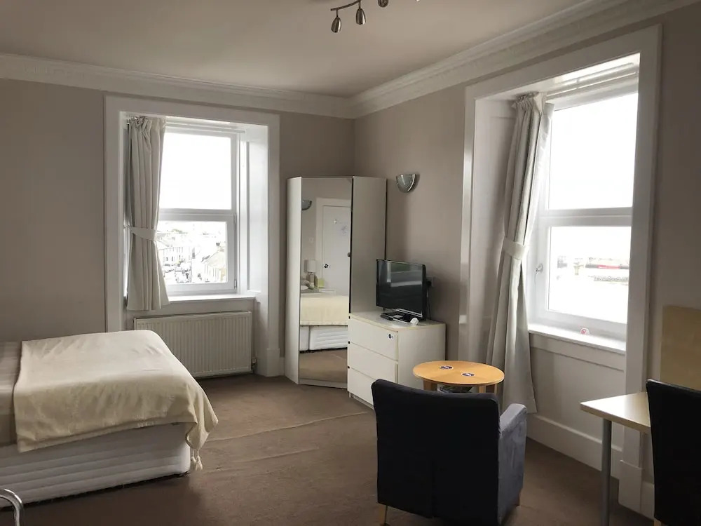 The Bowmore House Bed and Breakfast
