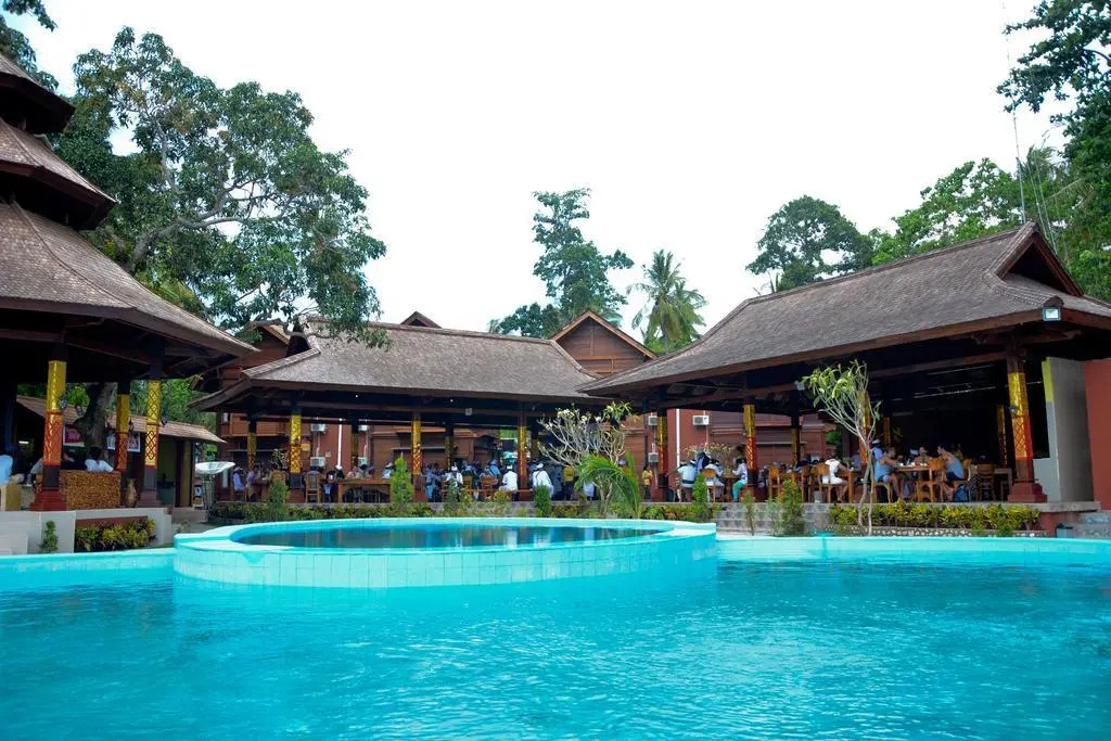 Caspla beach hotel resto and bar