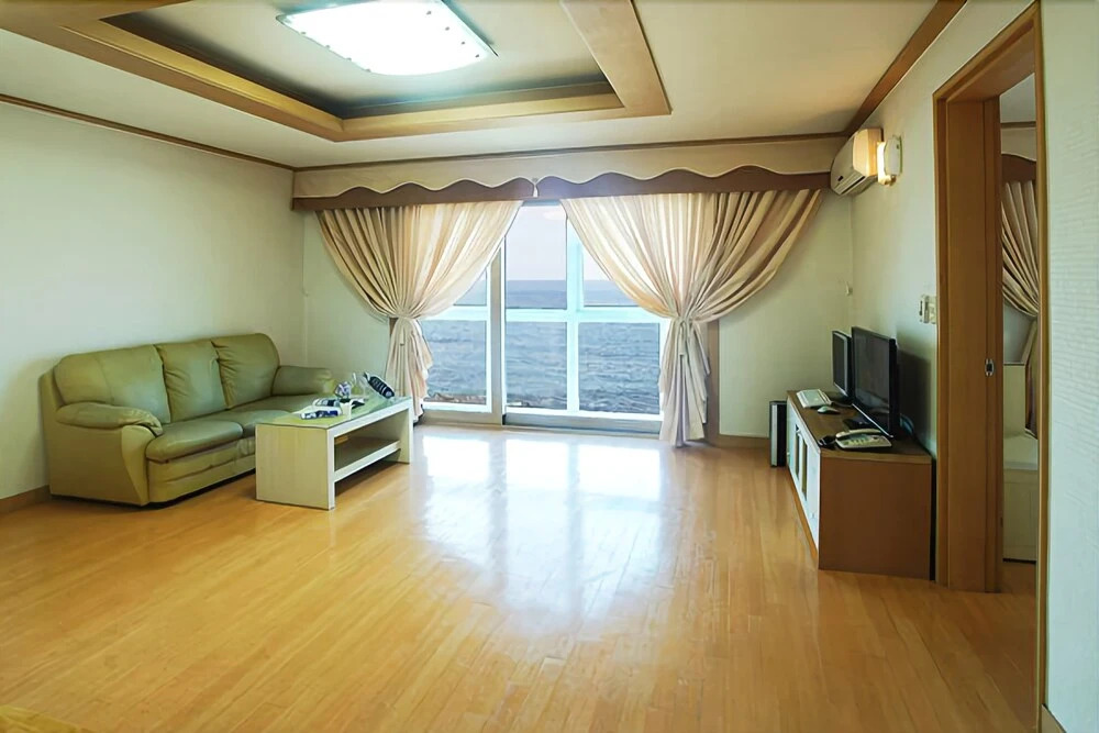 Jeju Sound of Waves Pension