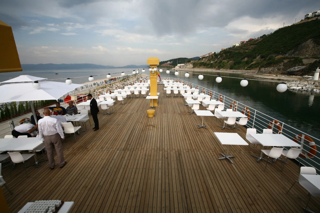 Otantik Gemi Hotel