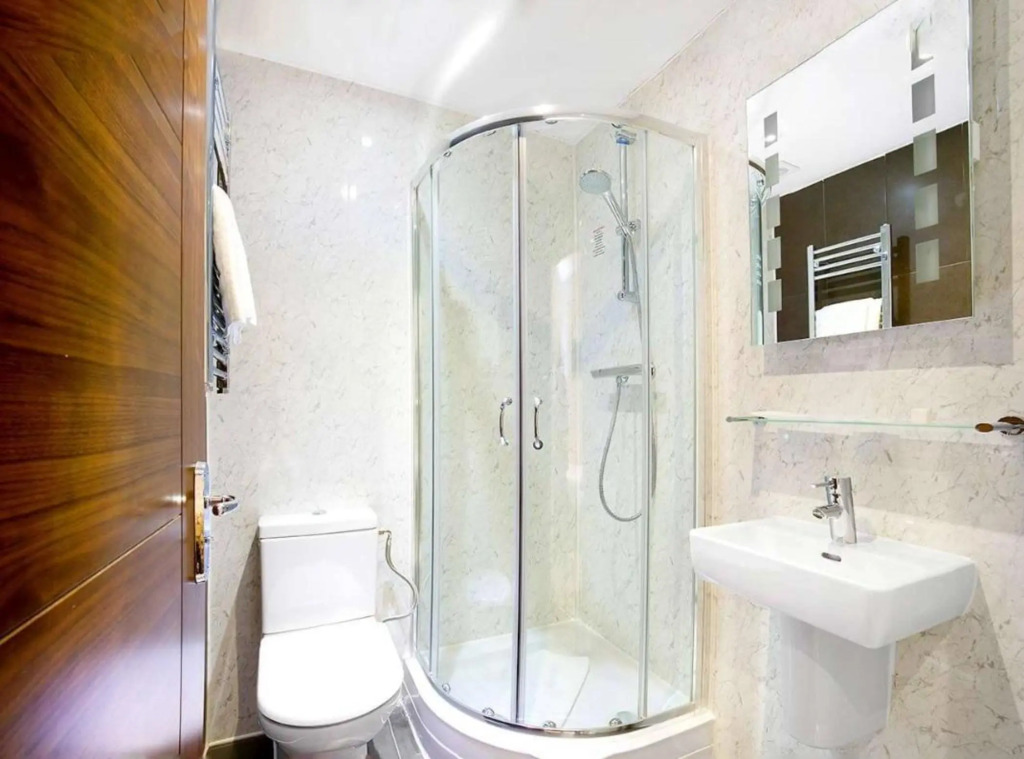 Queens Park Hotel