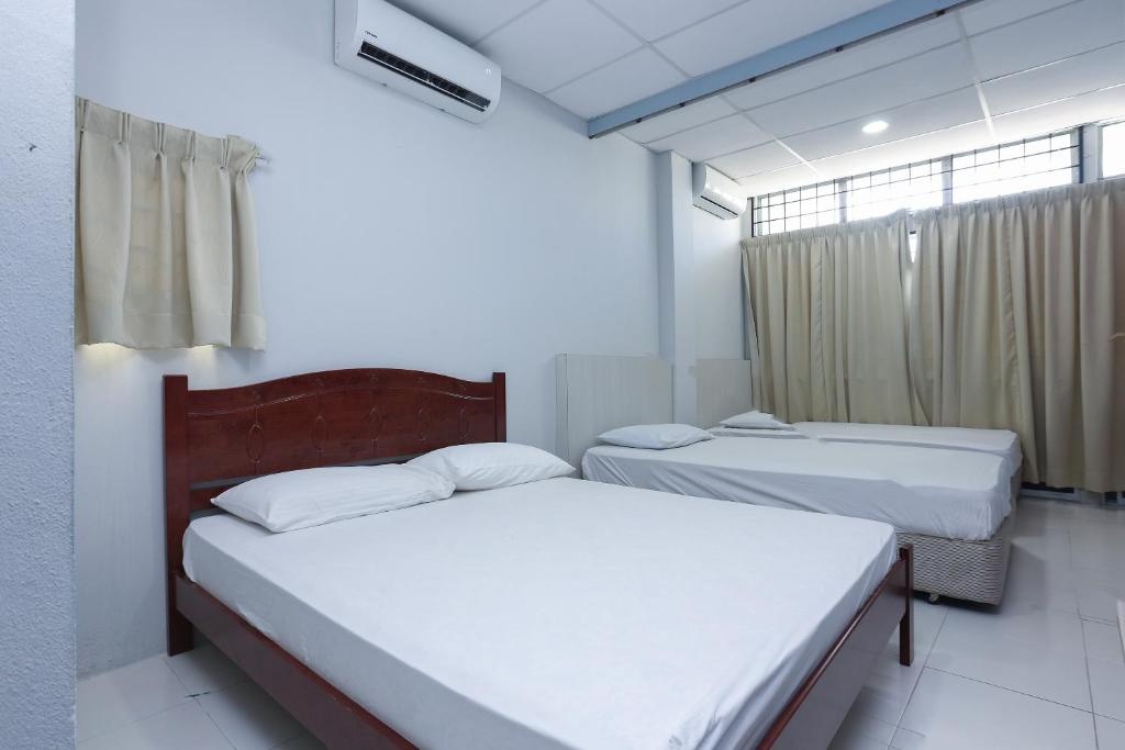 SPOT ON 89796 D'noor Budget Inn