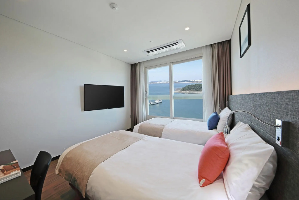 Skytop Hotel Incheon Airport