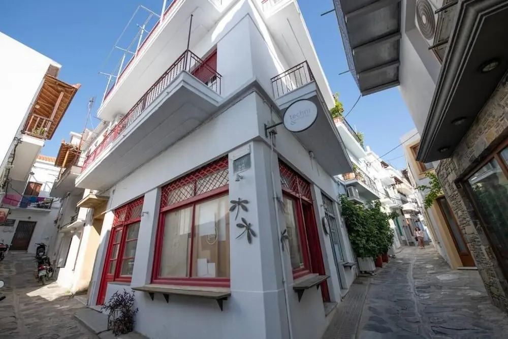 Cosy Flat in the Heart of Skopelos Town