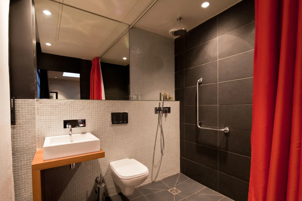 FredHotel