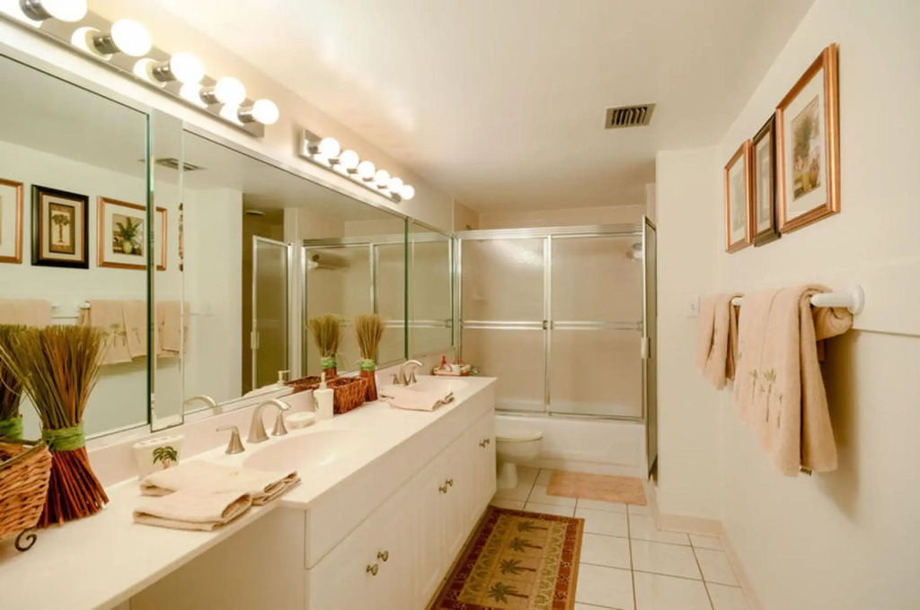 Sandpiper 305 by Ocean Properties