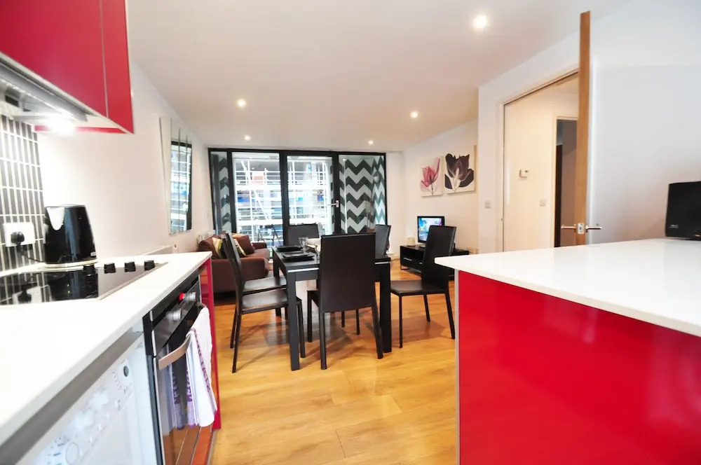 Modern Apartment in Old Street