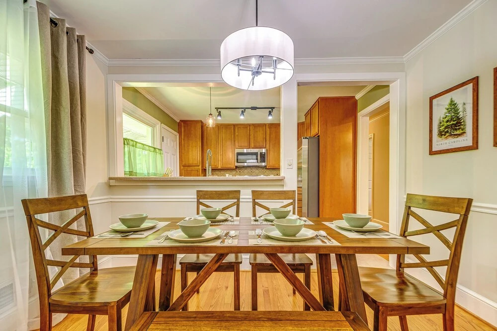 1 Mi to Dtwn Cary: Family Home w/ Spacious Yard