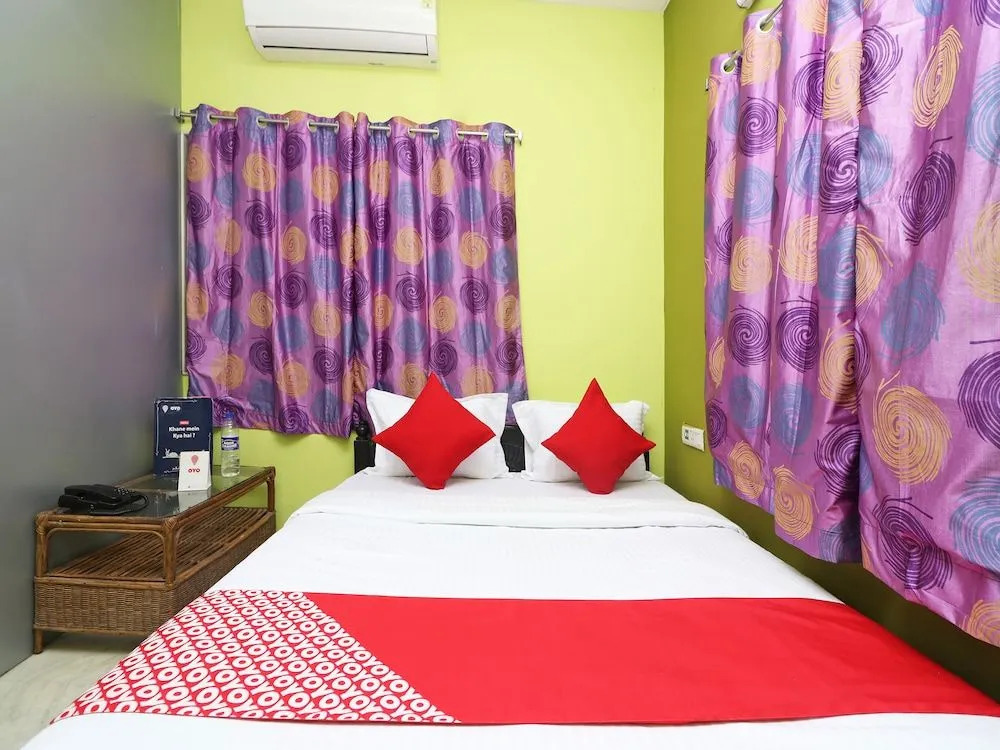 OYO 7111 Fanindra Guest House