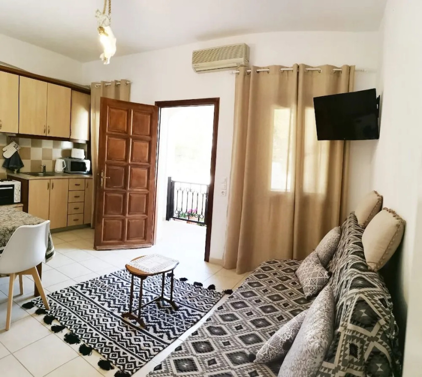 Villa Perissa Thira