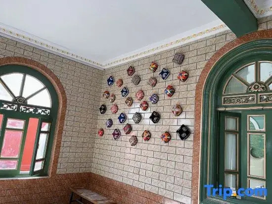 Manjiang Homestay (Bageqi Alley)