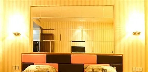 Hengdian Pineapple Hotel