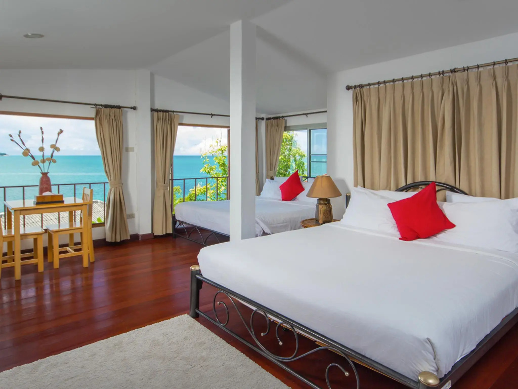 Boujis Boutique Resort