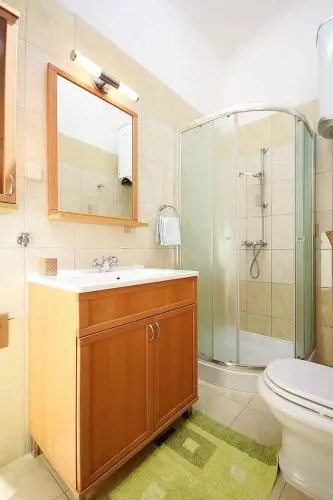 Apartments Pifar