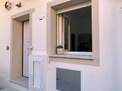 Nuova 27 (Adults Only)