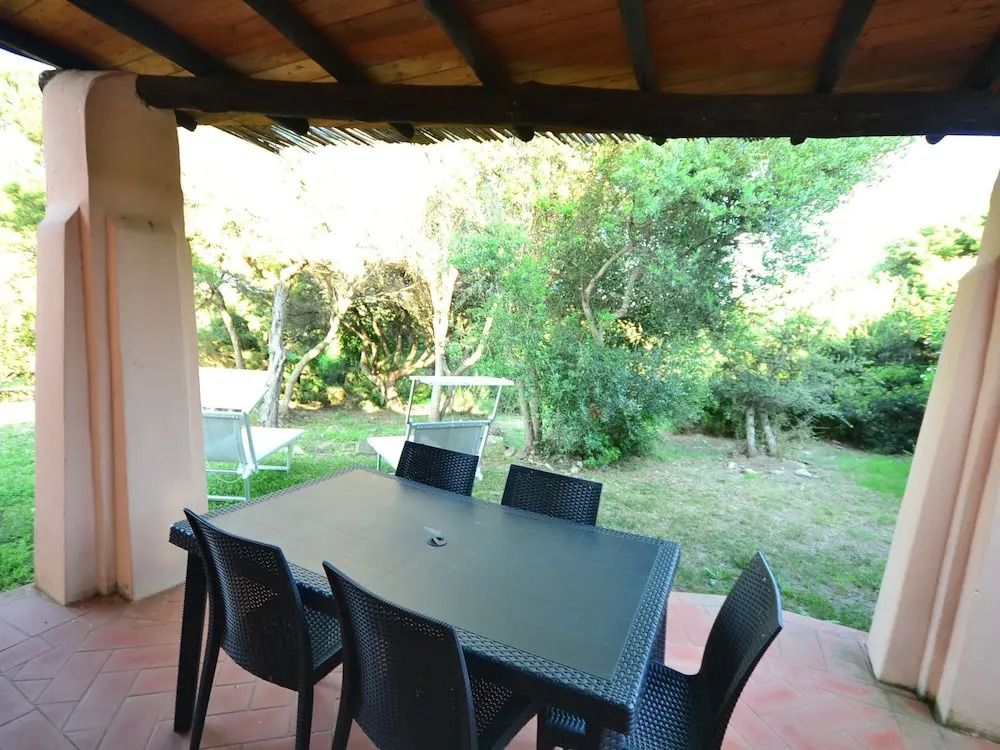 Traditional villa in Stintino with private garden and pool