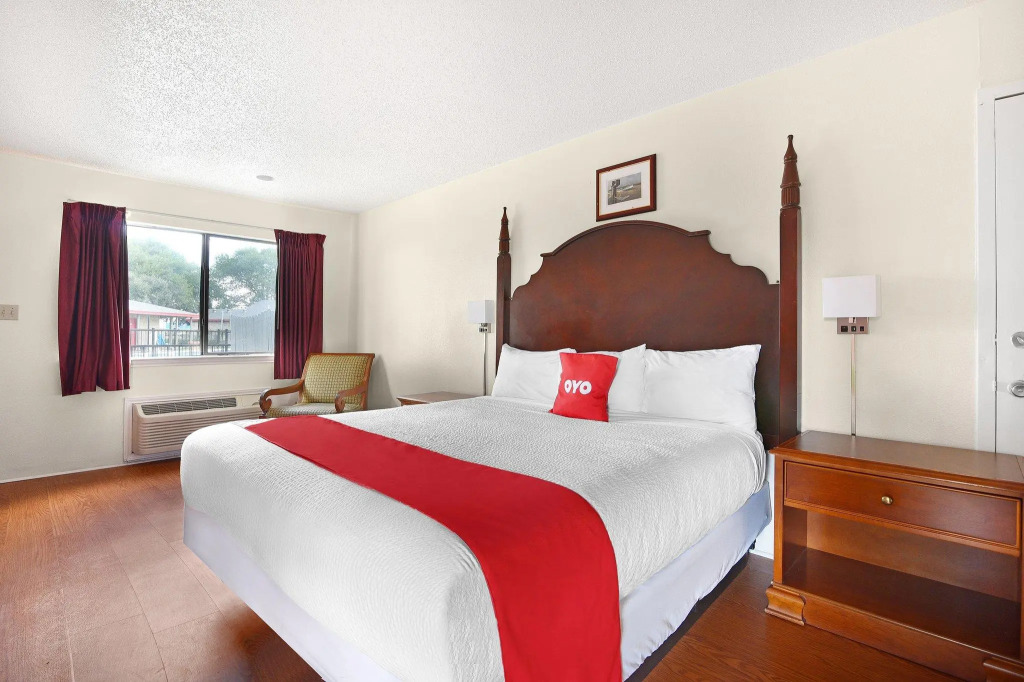 Americas Best Value Inn Lockhart TX