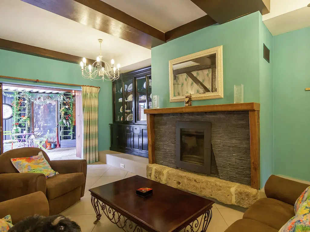 Elegant Holiday Home in Coubjours with Private Garden