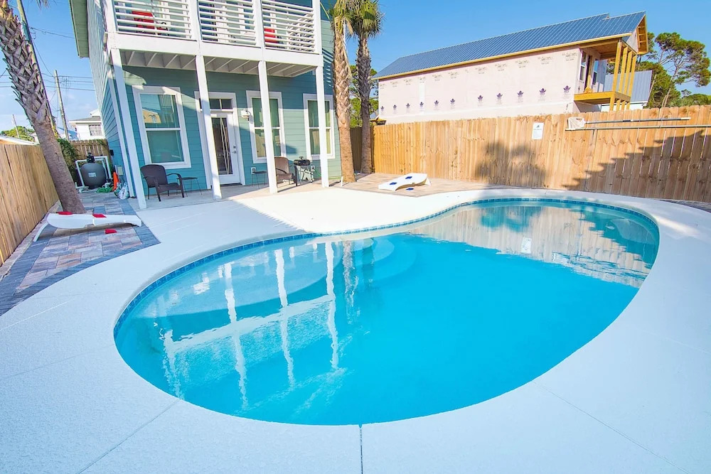 3919 Ocean View Drive - 4 Br Home