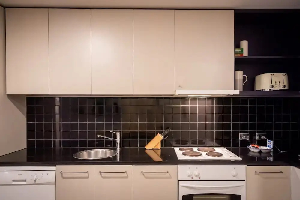 Convenient 2-bed Apartment in Melbournes Heart