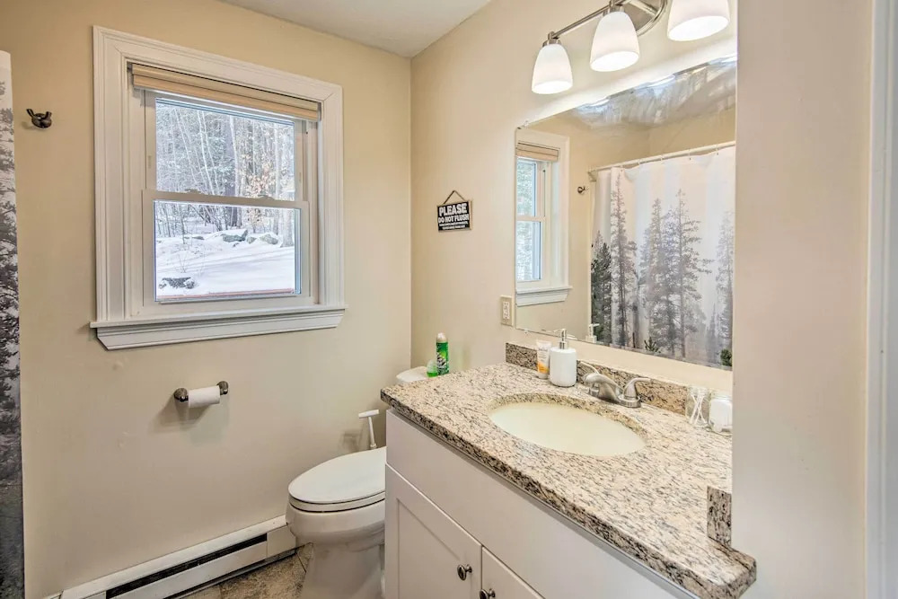 Gilford Home w/ Forest View, by Lake Winnepesaukee