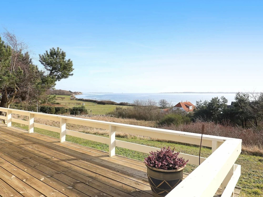 Deluxe Holiday Home in Funen near Sea