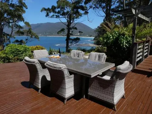 Osprey Lodge Beachfront Bed & Breakfast