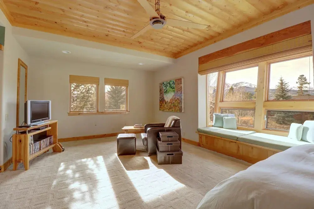 11 Stormwatch Circle 4br 3.5ba 4 Bedroom Home