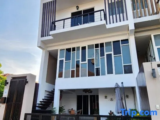 Boxsoon nimman 7 # 4beds 4bahts