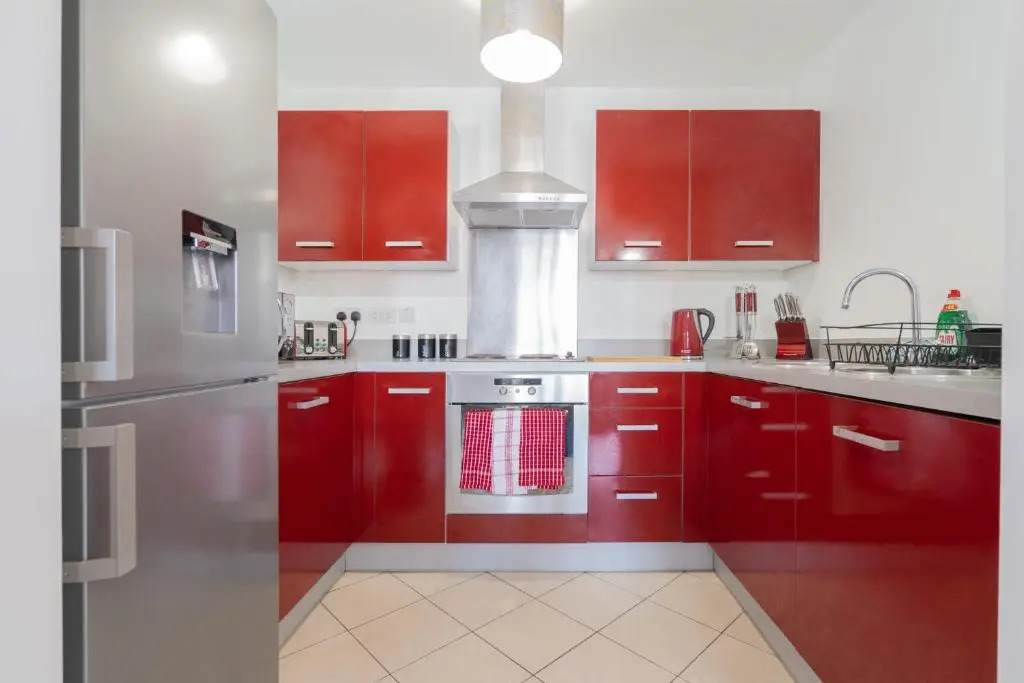 MAEVELA Apartments - Ultra Lavish Luxury 2 Bed Apartment City Centre - With BALCONY - FREE SECURE PARKING - PS4 & Smart TV's