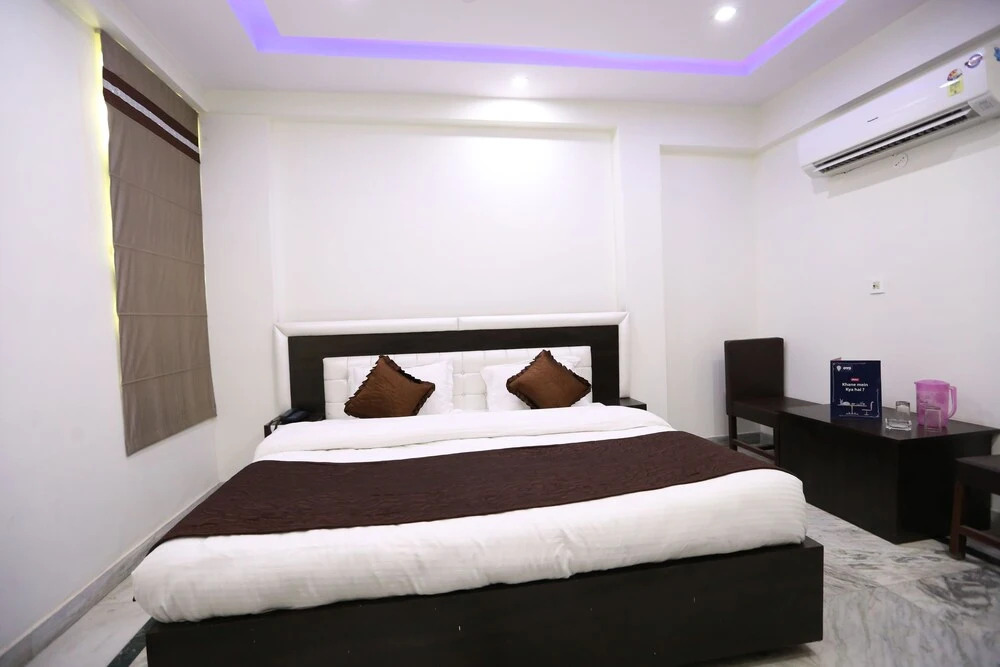 OYO 8840 Hotel Namaskar