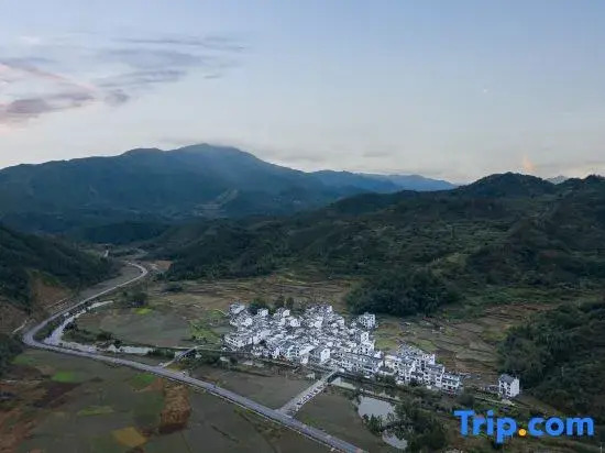 Shiye Mountain Homestay