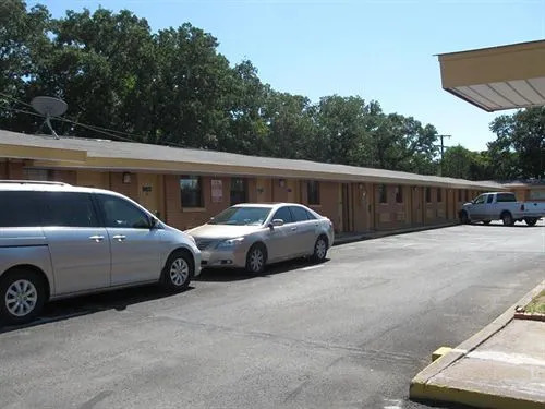 Western Skies Motel