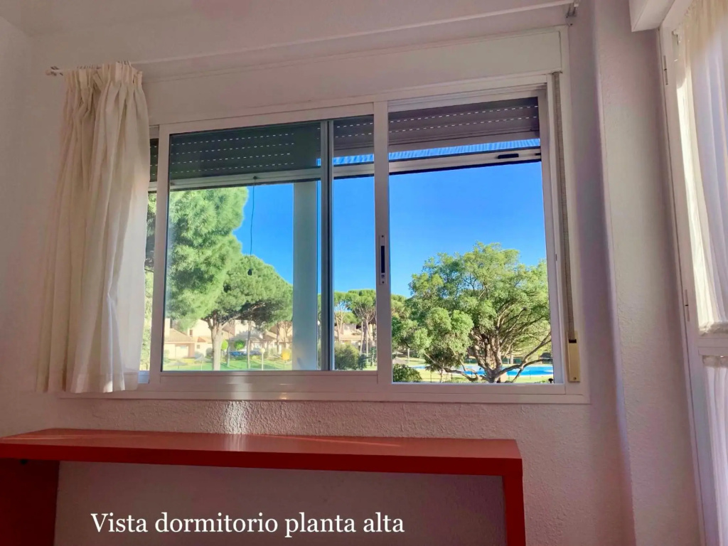 Adosado Residencial el Trébol Urbanización Novo Sancti Petri