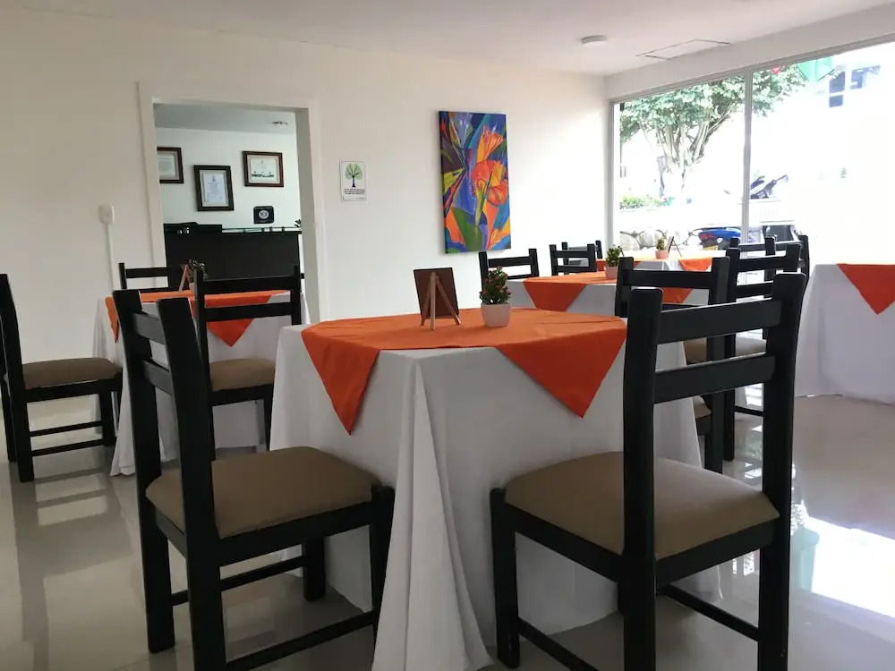 Regines Hotel