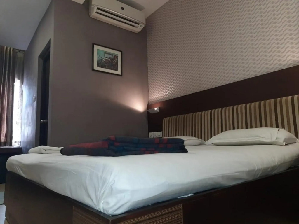 Hotel Ammbadi