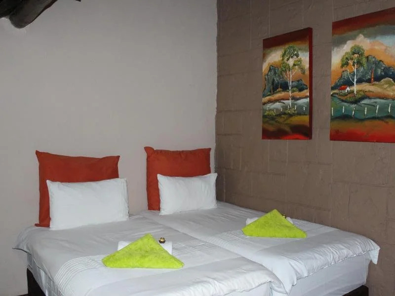 Motozi Lodge