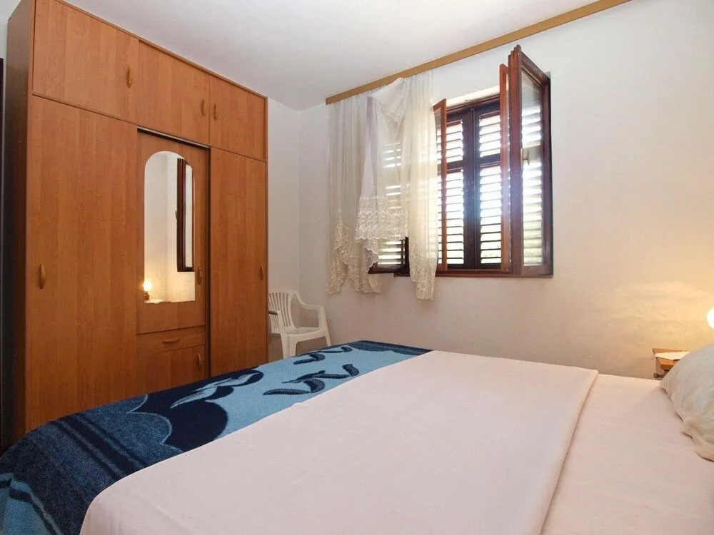 Apartment 1681