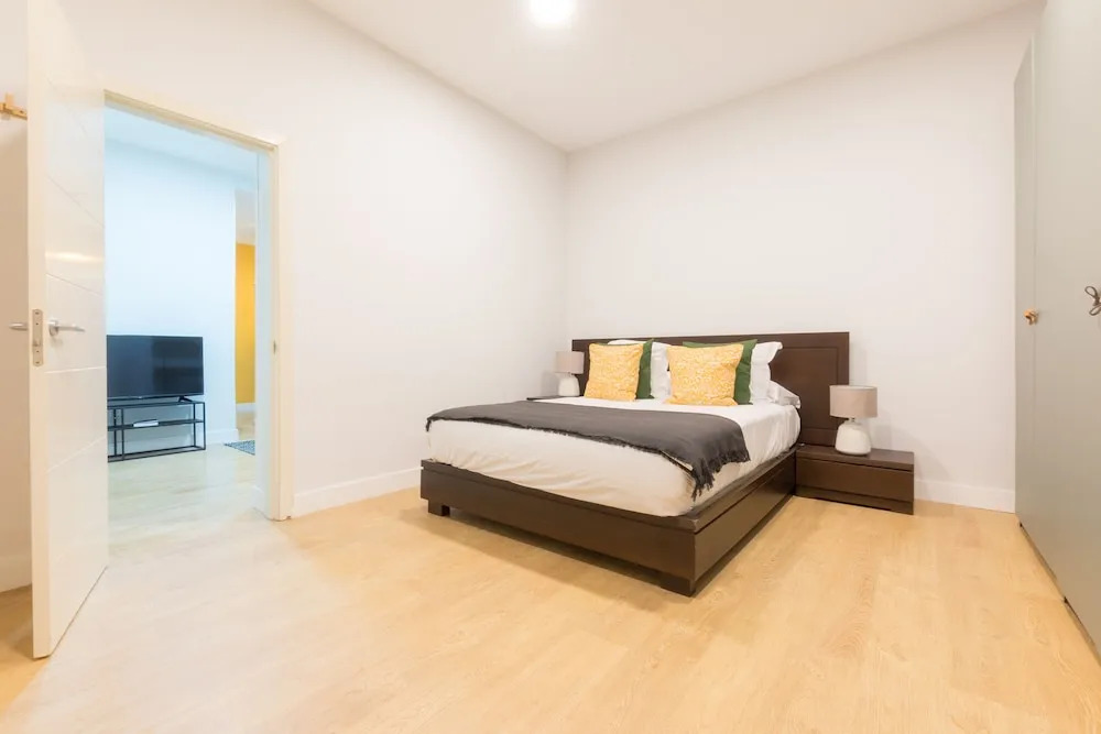 Royal Apart. la Almudena by Allô Housing