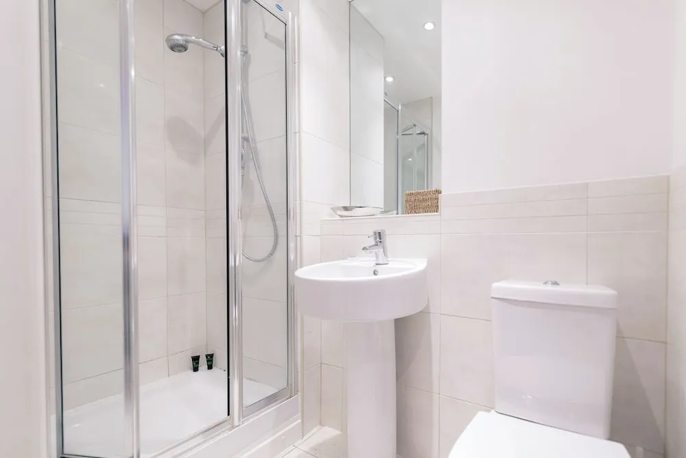 Roomspace Serviced Apartments - Abbots Yard