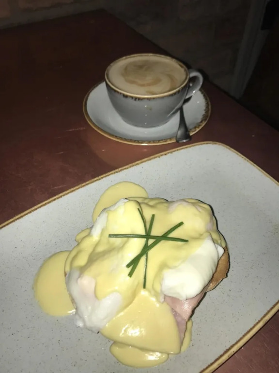 Lil's Bar and Bistro