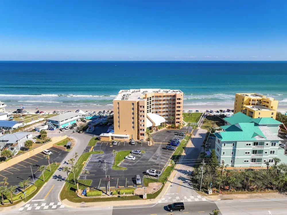 Oceania Beach Club 805