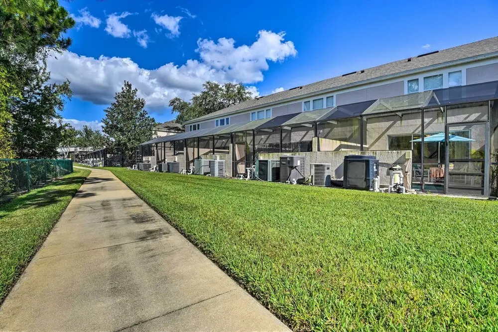 Private Pool Villa, 3mi to Disney with Game Room