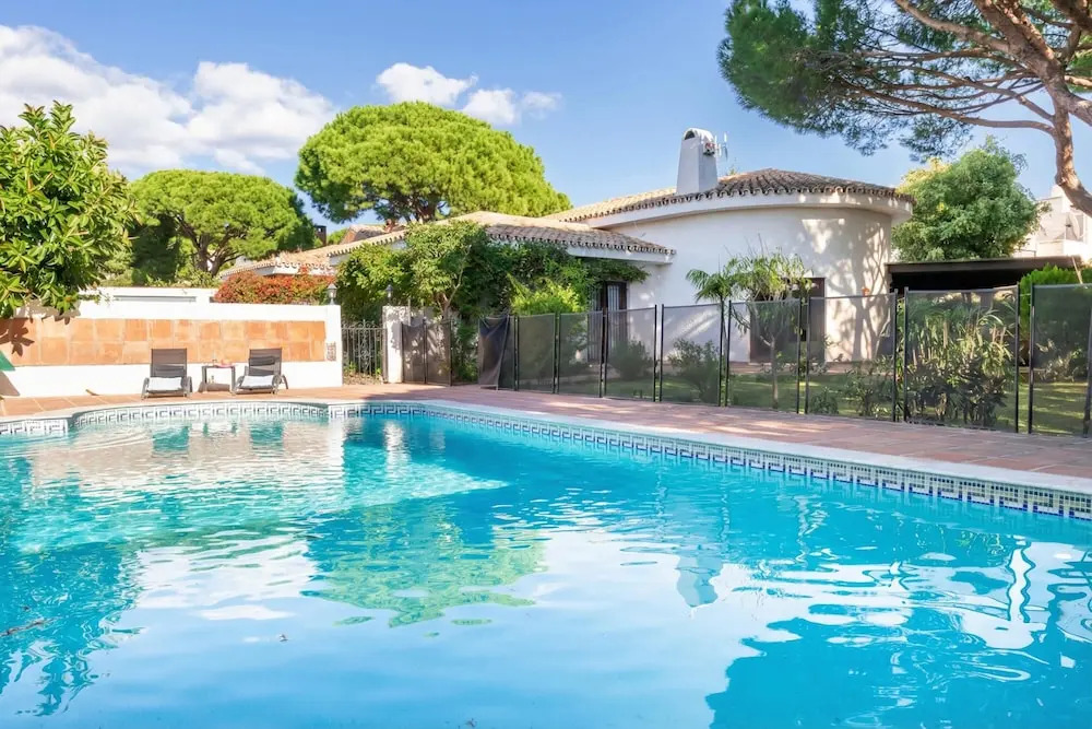 Villa Calahonda 700m From Beach With Pool