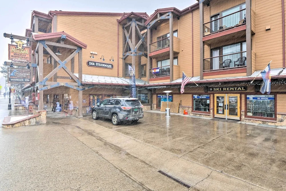 Near Chairlift: Breck Condo At Base of Peak 9!