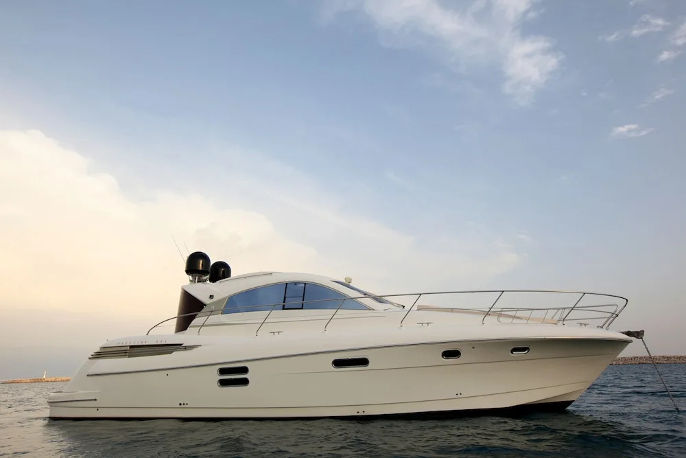 Ekimbey Yatch